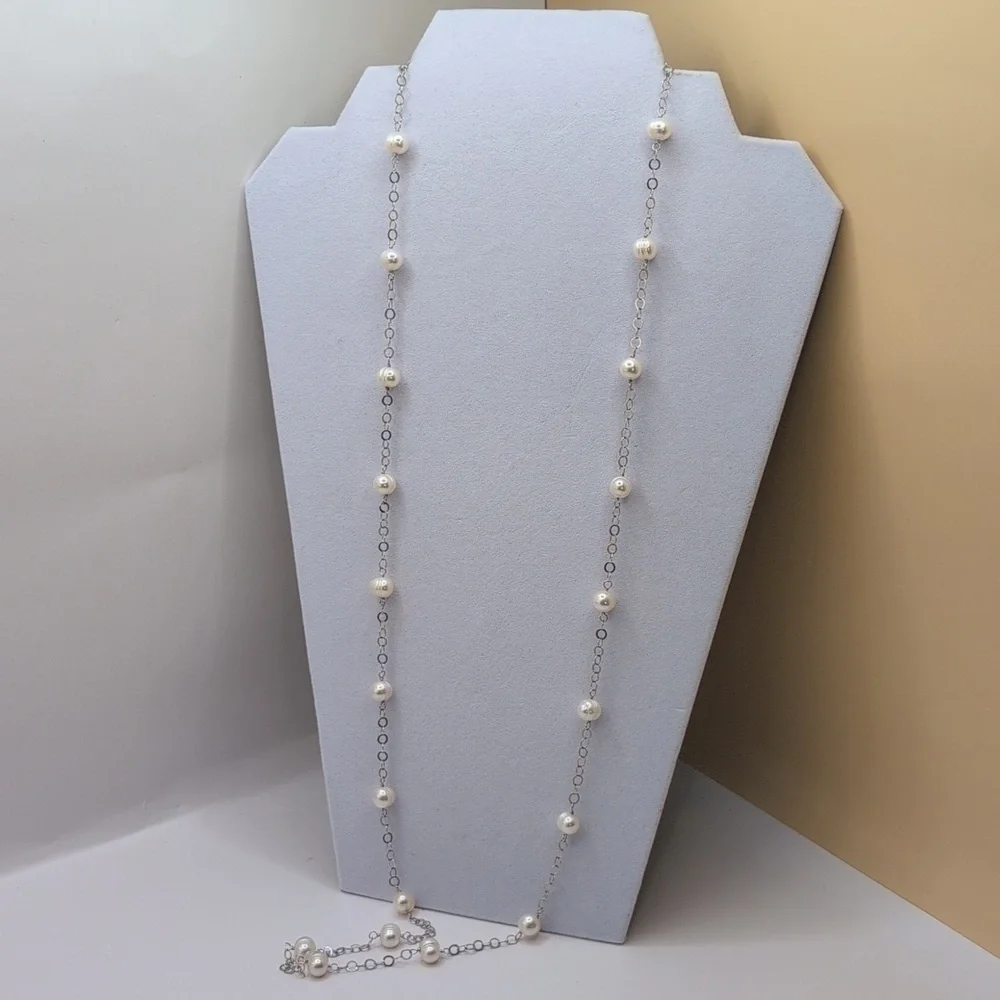 Tara T&S 925 Silver and White Pearl Necklace with Delicate Chain excellent